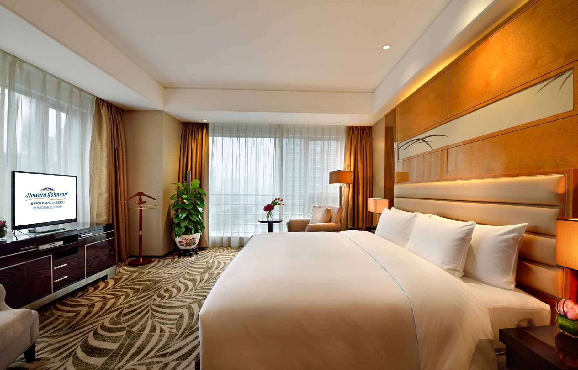 โฮวาร์ดจอร์นสันไฮเทคพลาซ่าเฉิงตู Hotel ภายนอก รูปภาพ