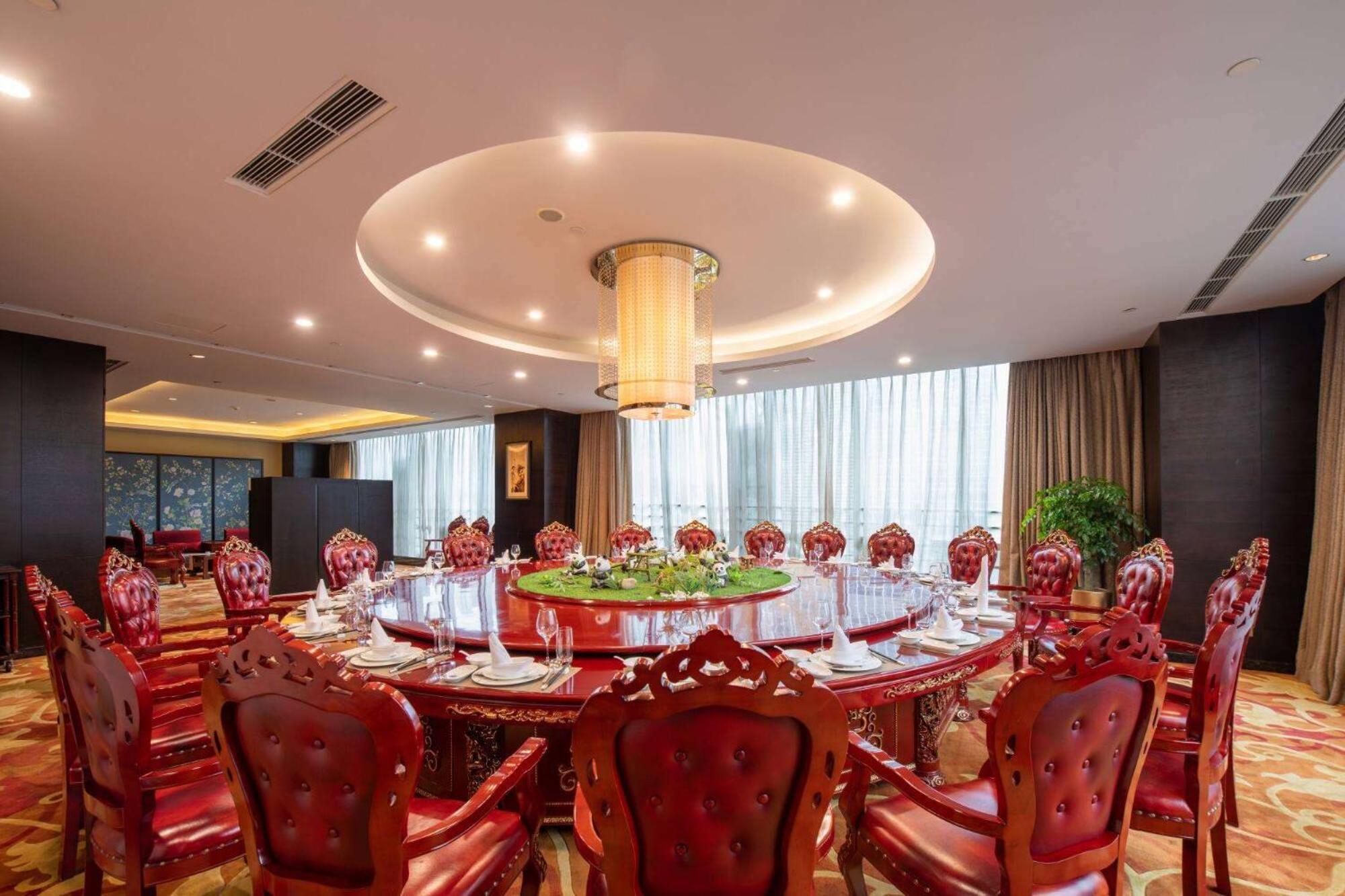 โฮวาร์ดจอร์นสันไฮเทคพลาซ่าเฉิงตู Hotel ภายนอก รูปภาพ